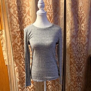 a new day Heather Gray Long Sleeve Women's Top